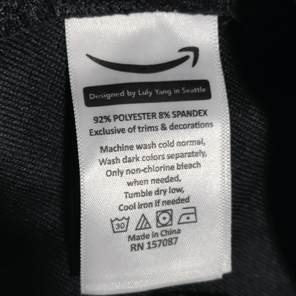Amazon Luly Yang Delivery Cargo Shorts Mens XL (40) Stretch Black Blue Logo NWOT - Picture 13 of 15